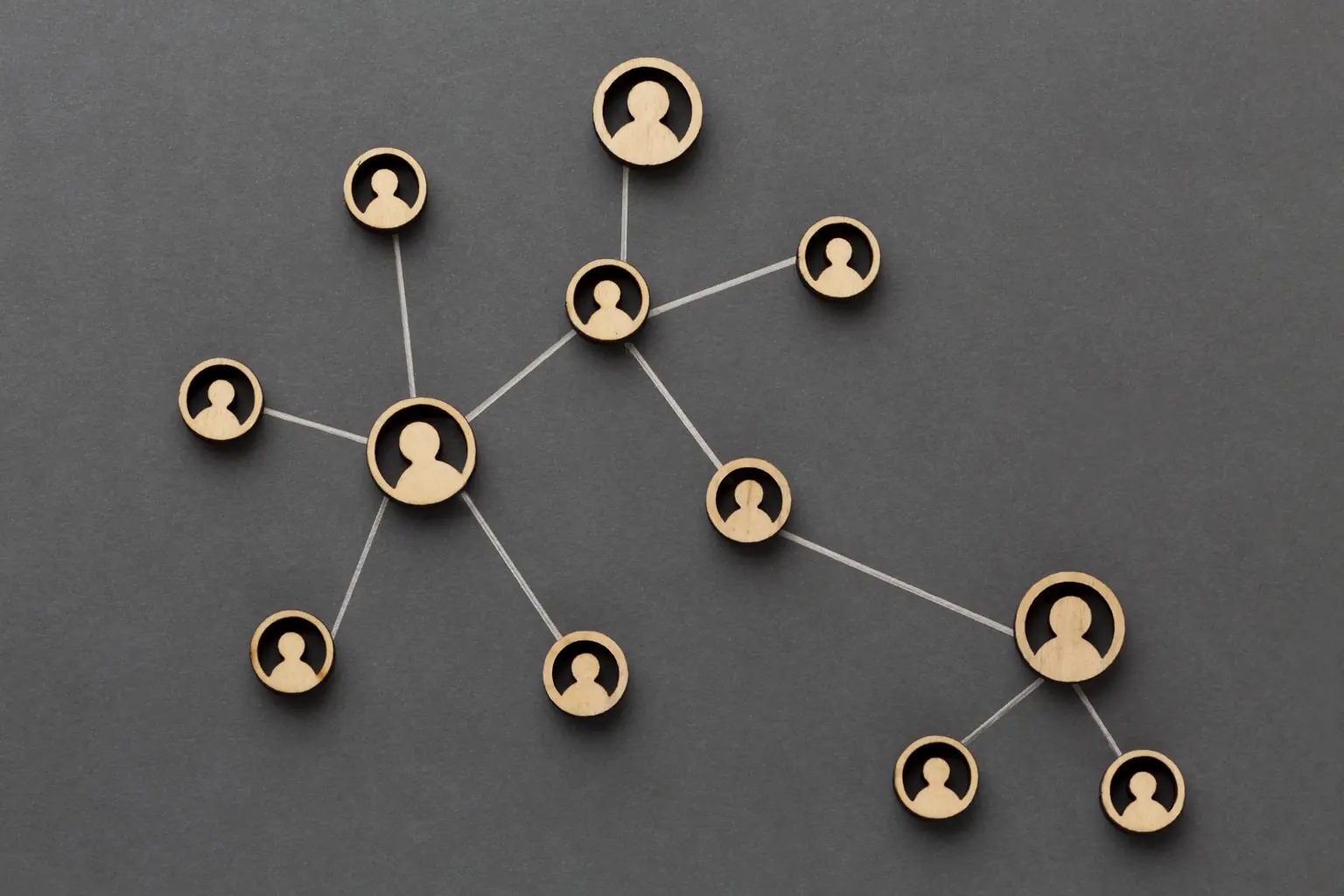 Representación visual de una red de contactos o generación de leads conectados entre sí